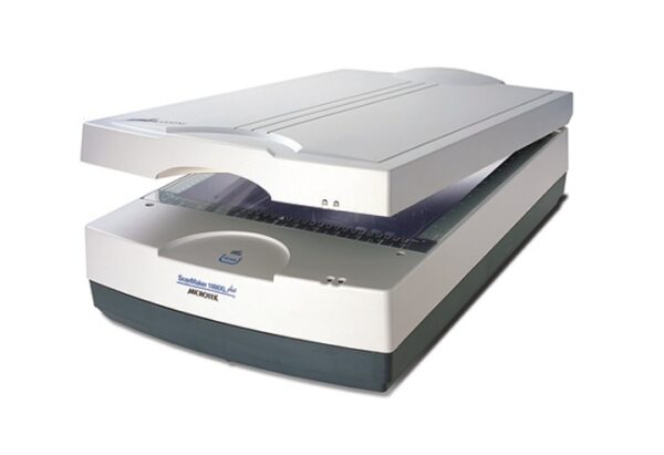 Microtek ScanMaker 1000XL Plus